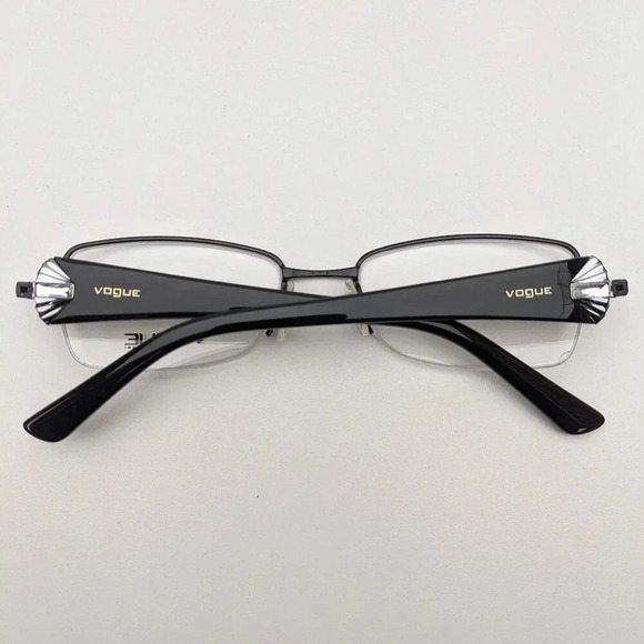 🕶️ Vogue VO6864-B 352 Semi Rimless Eyeglasses 51/18-135 / JLG312🕶️ - Picture 2 of 8